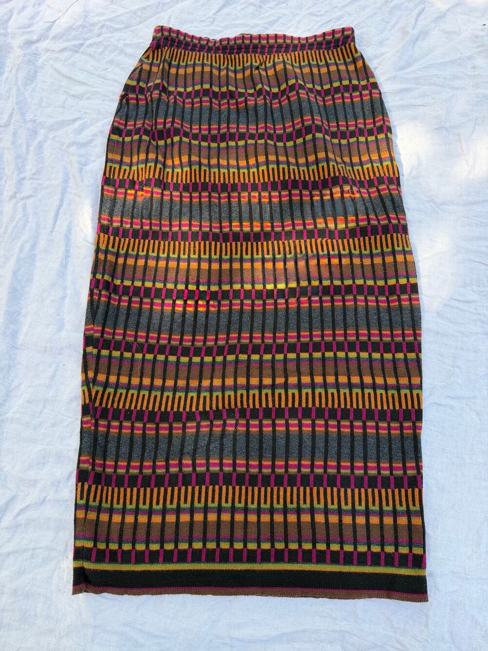 90s Vintage Knit Maxi Skirt Boho Geometric Grid Earth Tone S